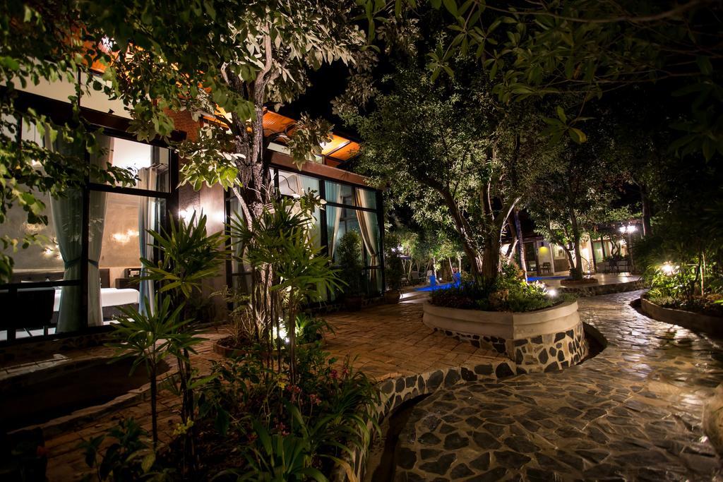 Foresto Sukhothai Guesthome מראה חיצוני תמונה
