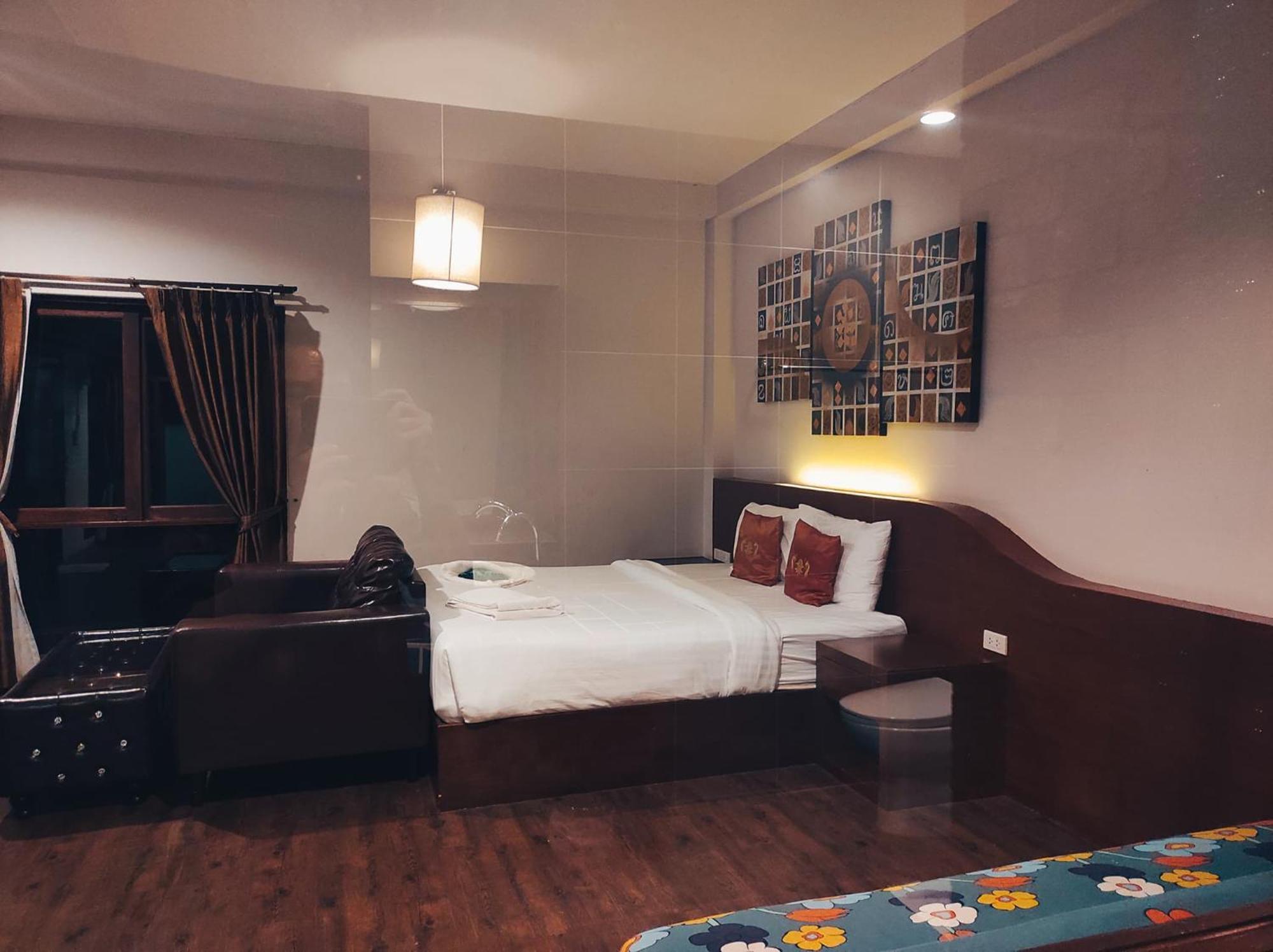 Foresto Sukhothai Guesthome חדר תמונה